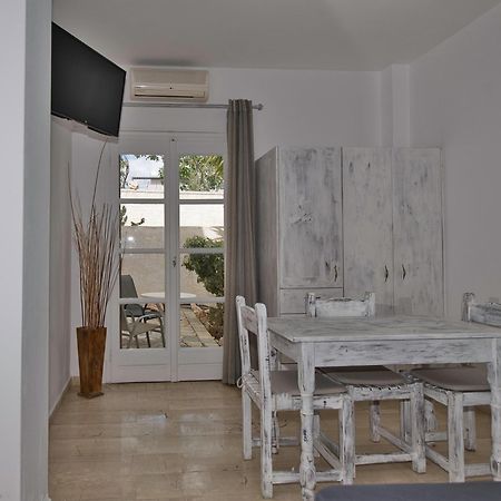 Ira Apartments Kamari  Luaran gambar