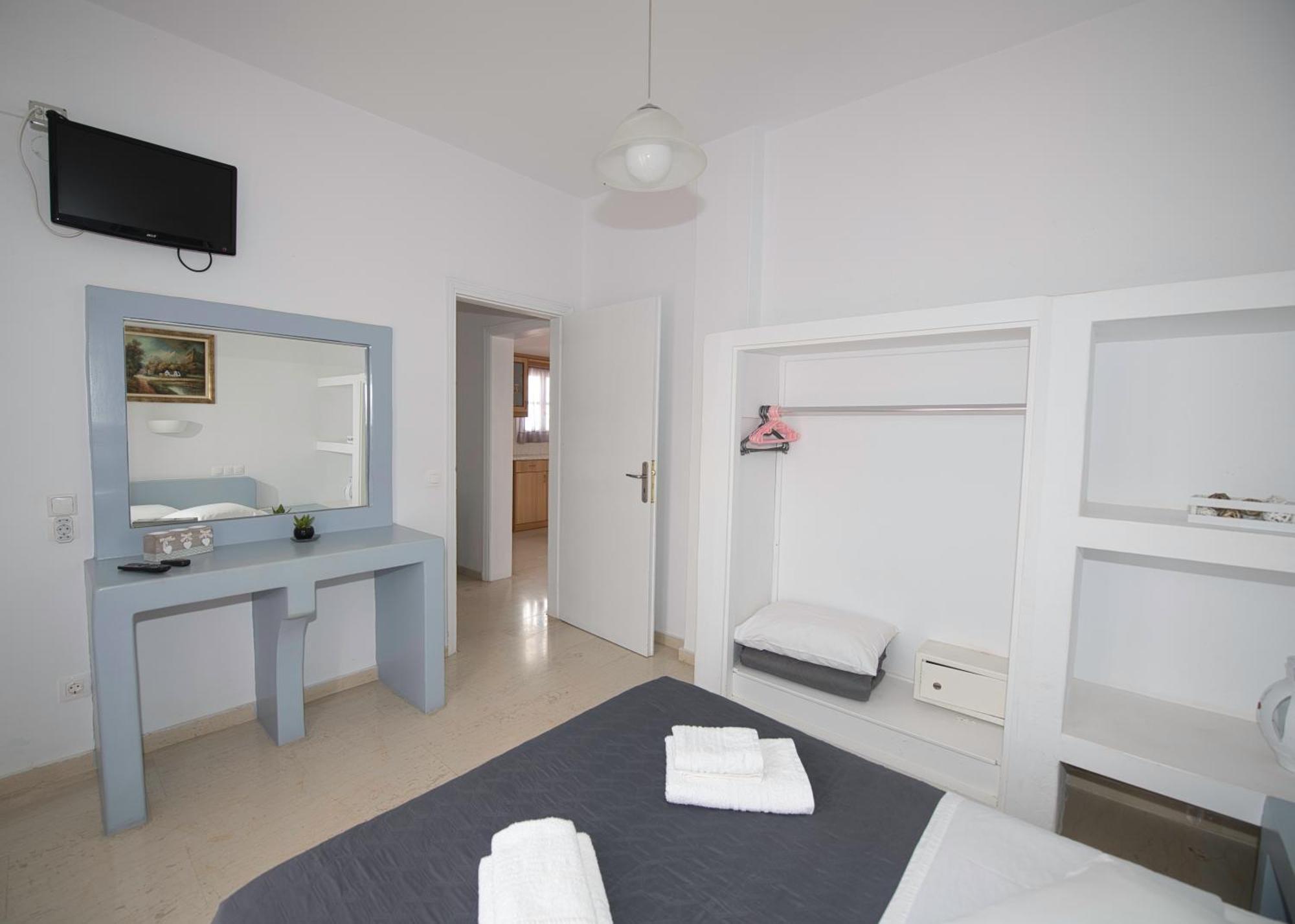 Ira Apartments Kamari  Luaran gambar