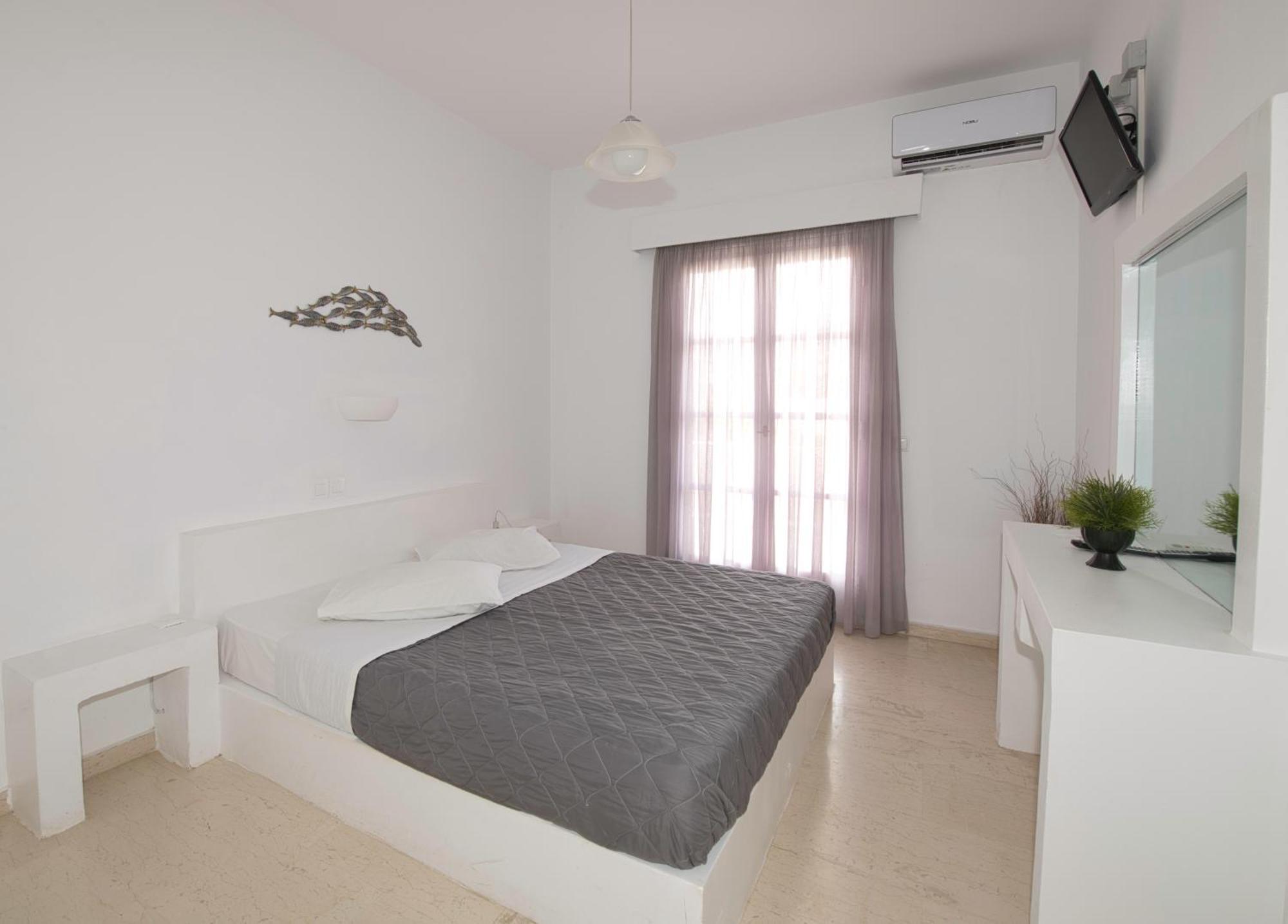 Ira Apartments Kamari  Luaran gambar