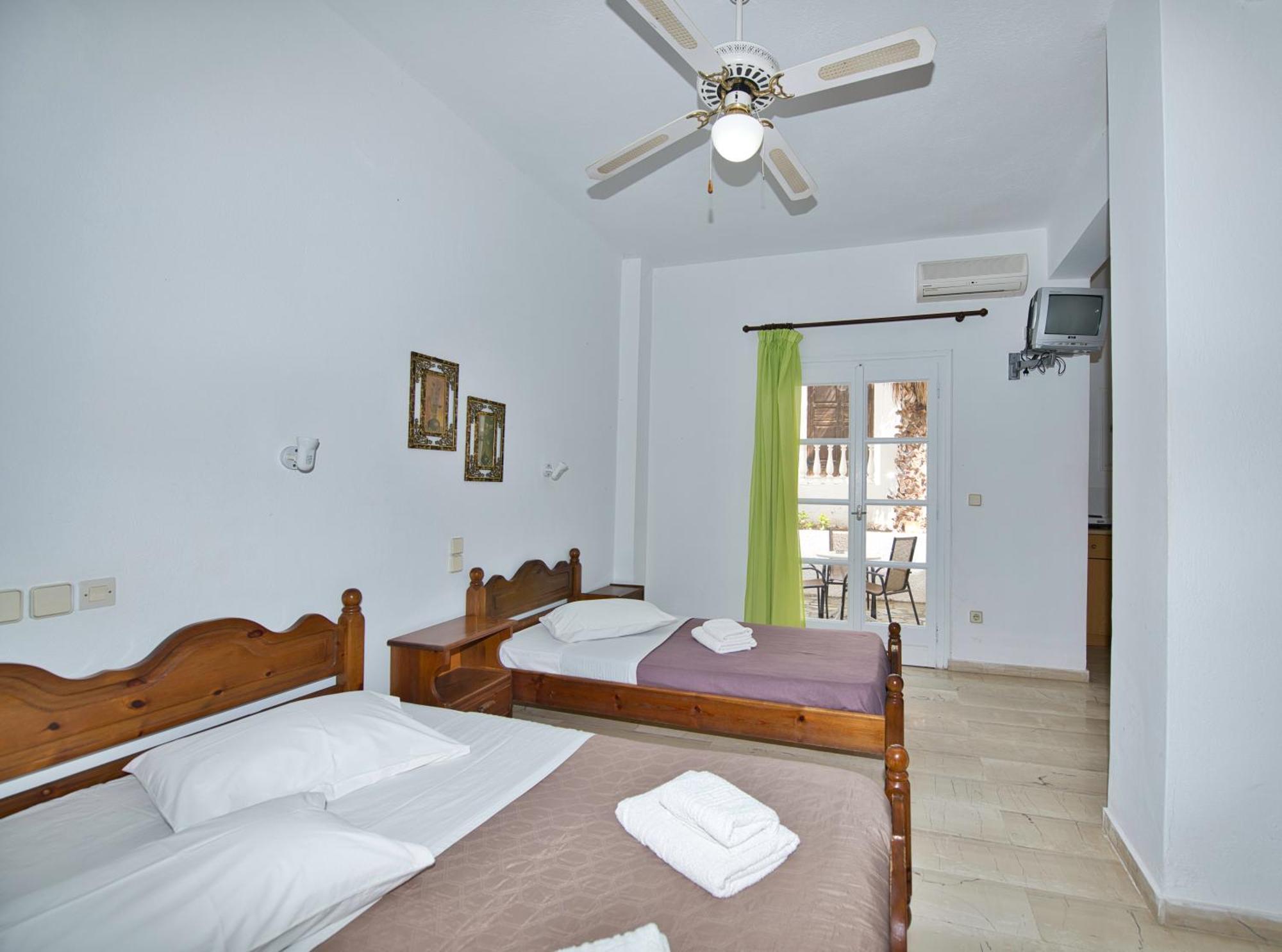 Ira Apartments Kamari  Luaran gambar